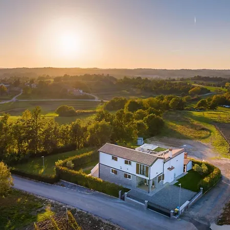 Villa Mala Halu
