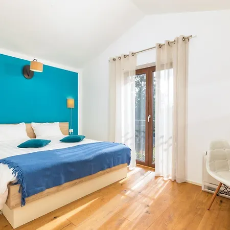 Mala Halu * Katun Gracanski