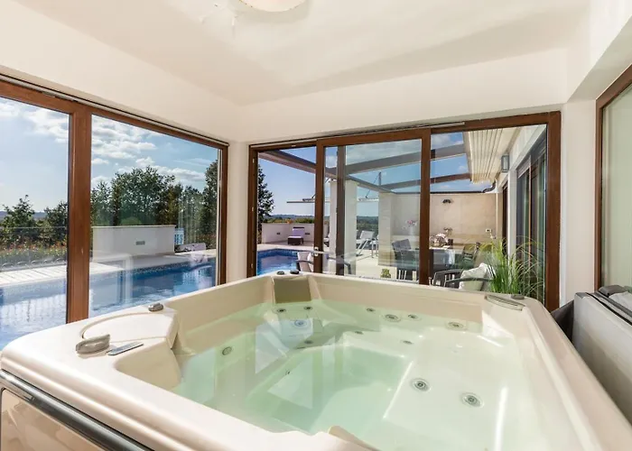 Mala Halu Katun Gracanski